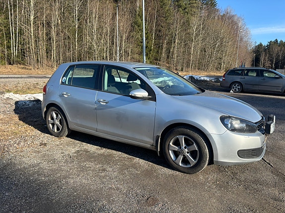 Volkswagen Golf VI 4 of 4