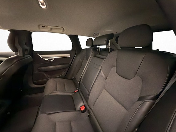 Volvo V90 30 of 30