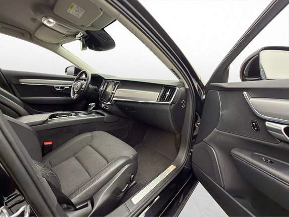 Volvo V90 28 of 30