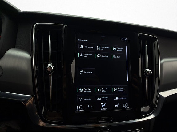 Volvo V90 21 of 30