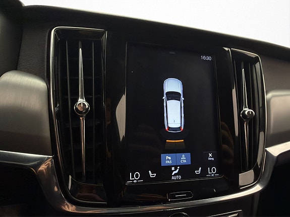 Volvo V90 17 of 30