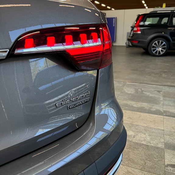 Audi A4 allroad 7 of 13