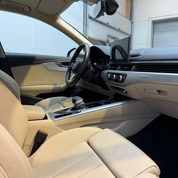 Audi A4 allroad 12 of 13