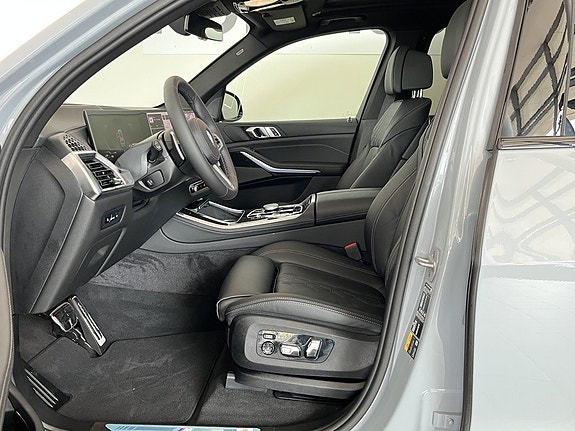 BMW X5 7 of 17