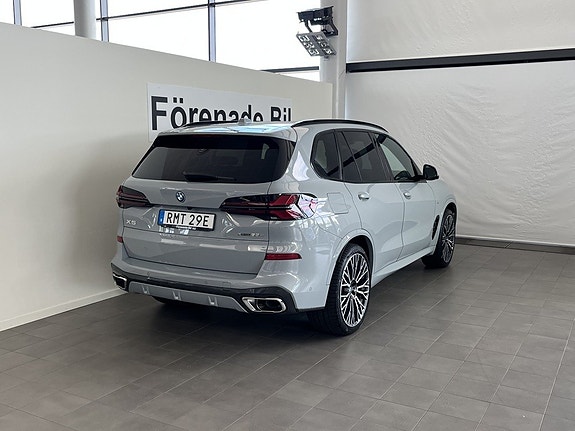 BMW X5 16 of 17