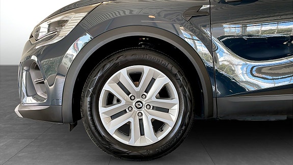 Renault Captur 9 of 12