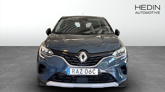 Renault Captur 8 of 12