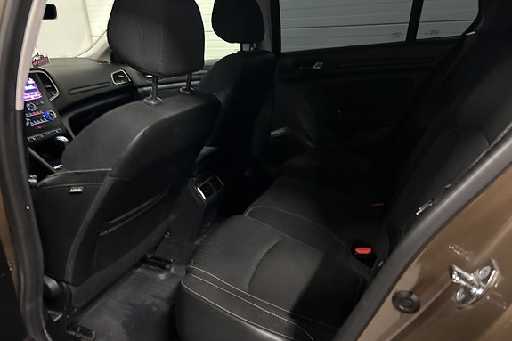 Renault Megane 19 of 22