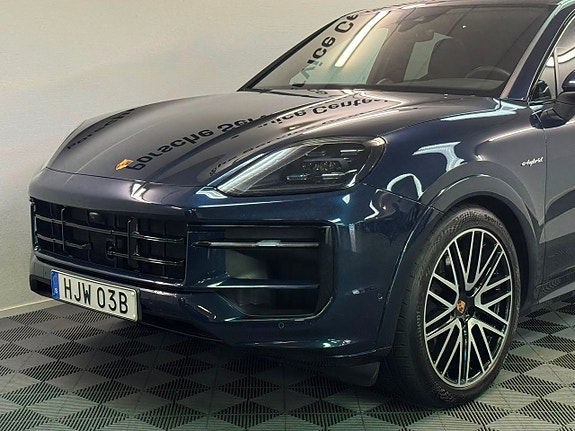 Porsche Cayenne Coupe 5 of 11