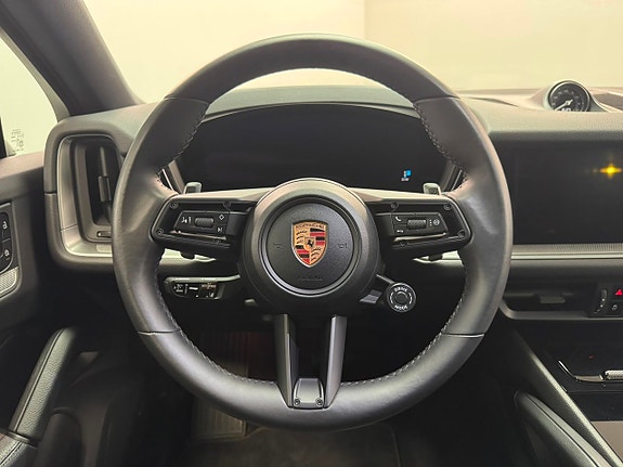 Porsche Cayenne Coupe 10 of 11