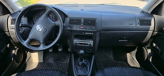 Volkswagen Golf IV 5 of 6