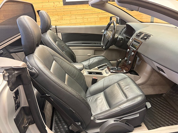 Volvo C70 16 of 20