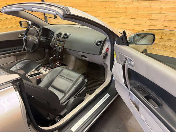 Volvo C70 15 of 20