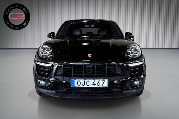 Porsche Macan 2 of 20