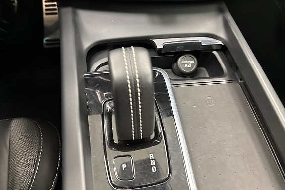 Volvo XC60 11 of 27