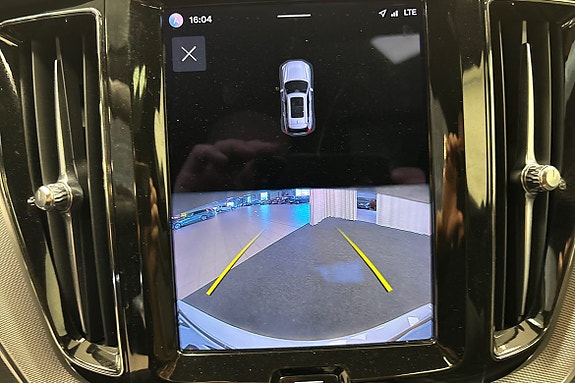 Volvo XC60 13 of 27