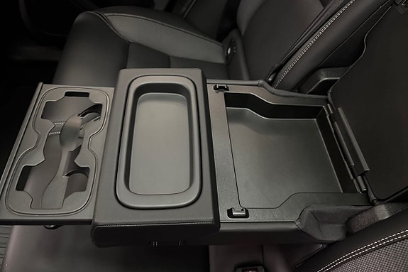 Volvo XC60 16 of 27