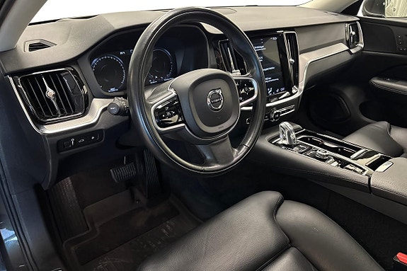 Volvo V60 8 of 21