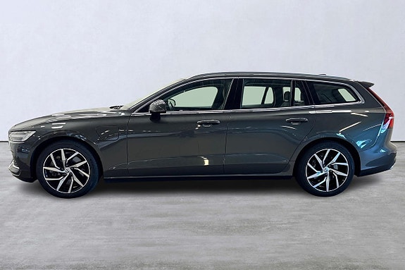 Volvo V60 2 of 21