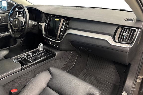 Volvo V60 10 of 21