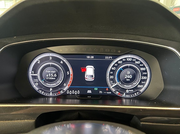 Volkswagen Tiguan Allspace 16 of 30