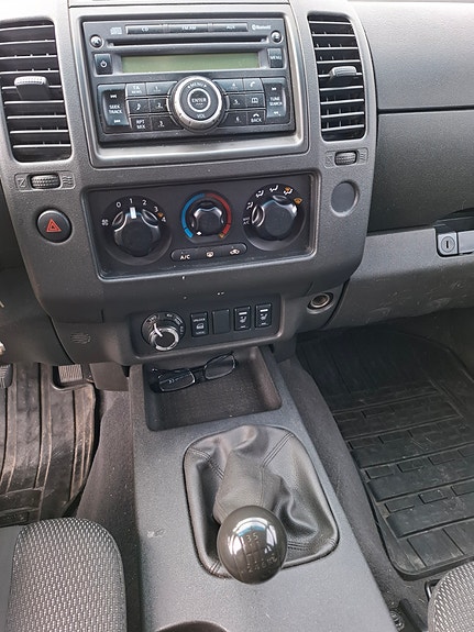 Nissan Navara 8 of 8