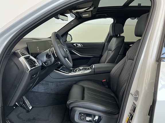 BMW X5 6 of 17