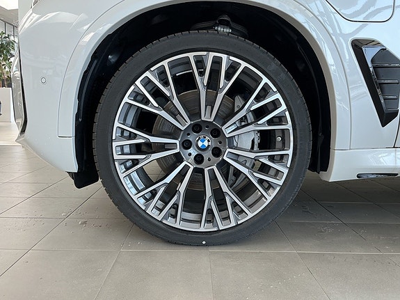 BMW X5 4 of 17