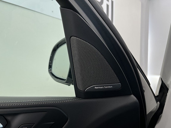 BMW X5 9 of 17