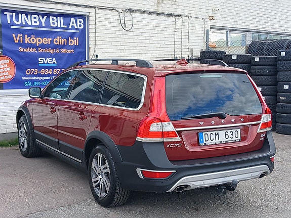 Volvo XC70 6 of 22