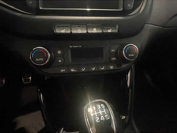 Kia Ceed 11 of 13