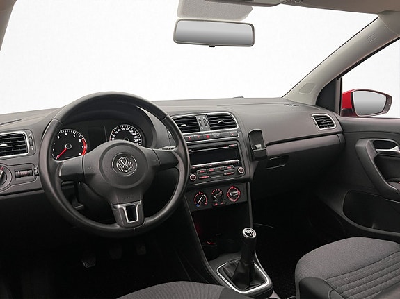 Volkswagen Polo 12 of 26