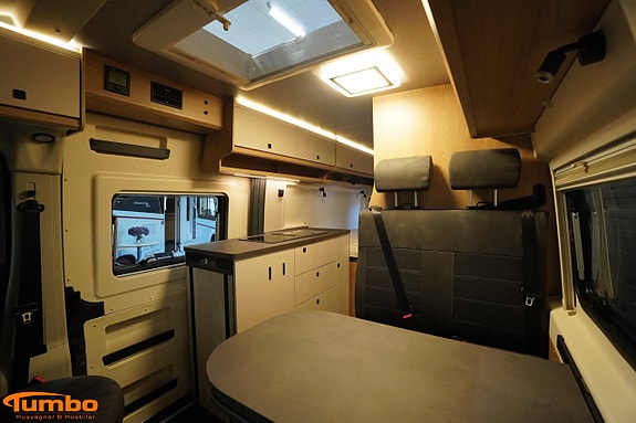 Hobby ONTOUR VAN 600 FT Automat 140hk Dieselpanna 3 of 20
