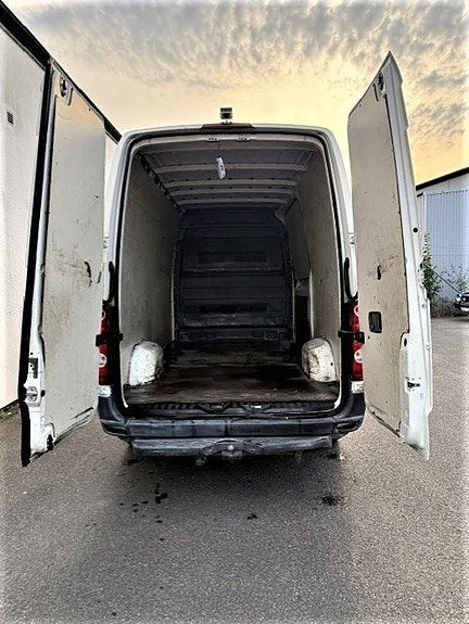 Volkswagen Crafter 35 10 of 16