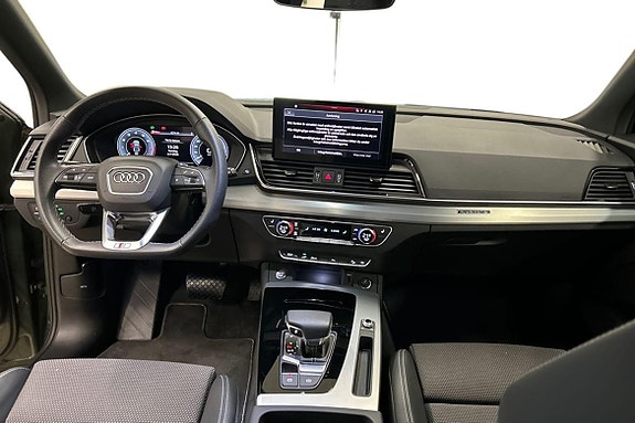 Audi Q5 7 of 16