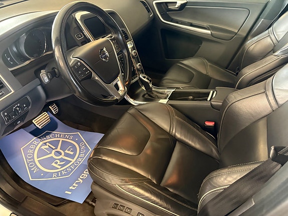 Volvo XC60 9 of 13