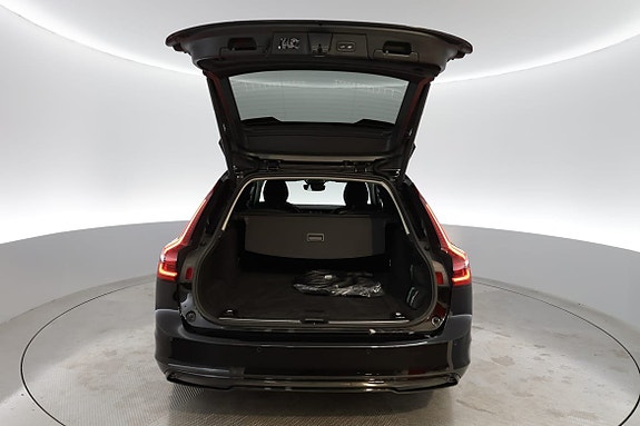 Volvo V90 16 of 17