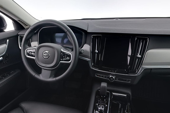 Volvo V90 8 of 17