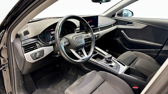 Audi A4 11 of 15