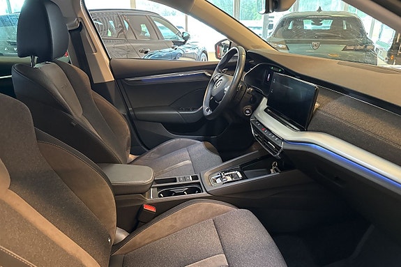 Skoda Octavia Scout 10 of 16