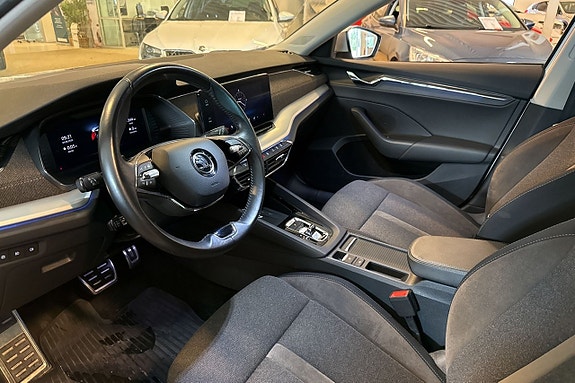 Skoda Octavia Scout 5 of 16