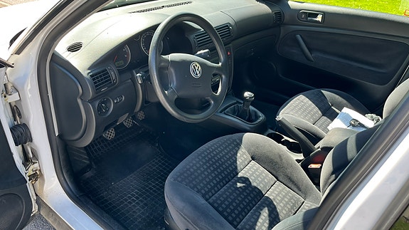 Volkswagen Passat 7 of 8