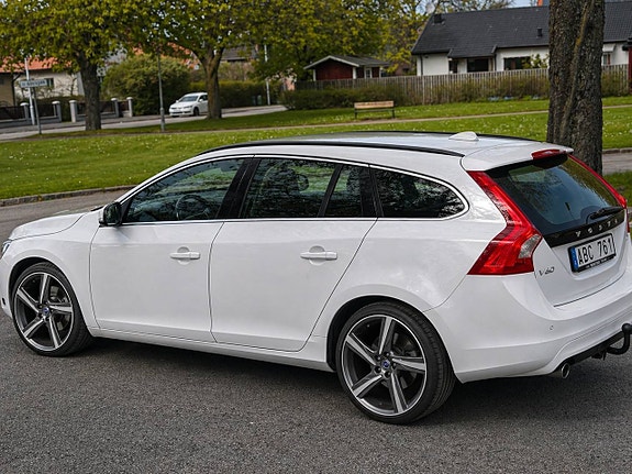 Volvo V60 4 of 9