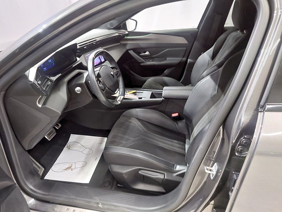 Peugeot 308 SW 7 of 15