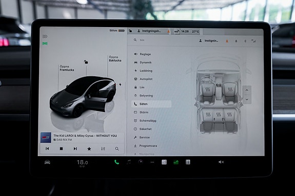 Tesla Model Y 11 of 28