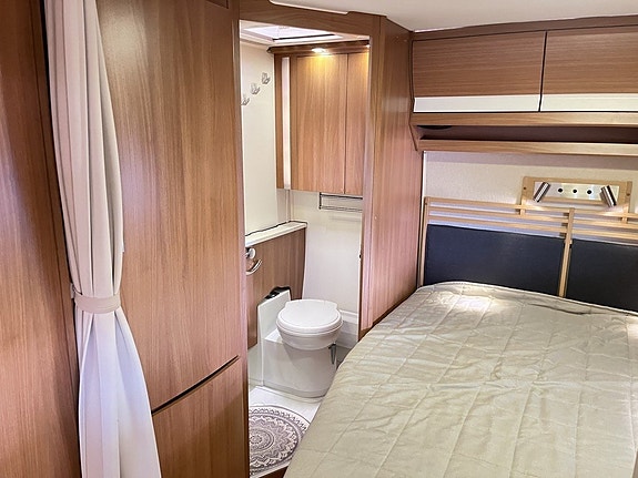 Kabe ROYAL 590 XL KS (ALDE+AC+Tältx2+Cykelställ+1 900kg) 18 of 23