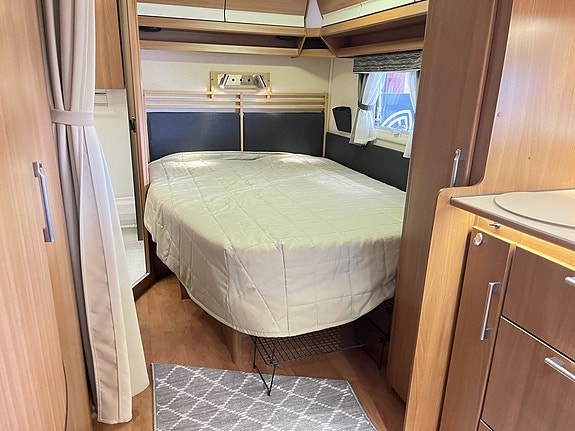 Kabe ROYAL 590 XL KS (ALDE+AC+Tältx2+Cykelställ+1 900kg) 16 of 23