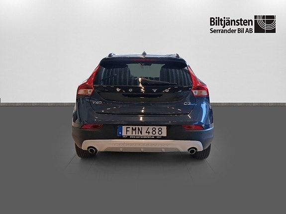 Volvo V40 Cross Country 5 of 18