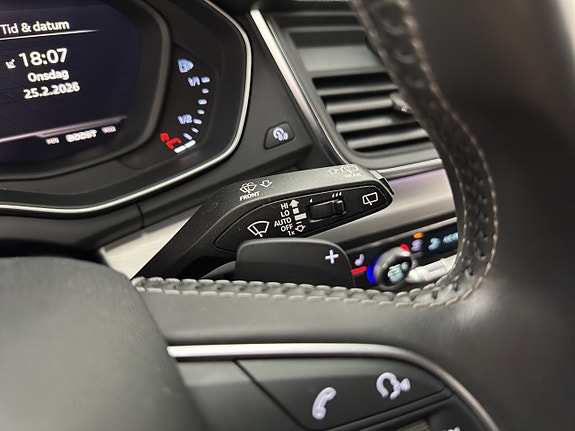 Audi SQ5 14 of 30