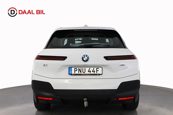 BMW iX 7 of 25